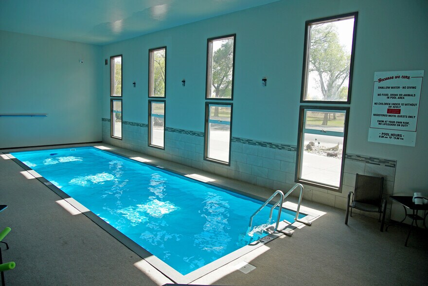 More Photos Of 1519 Grande Ave, Monte Vista Hotel For Sale