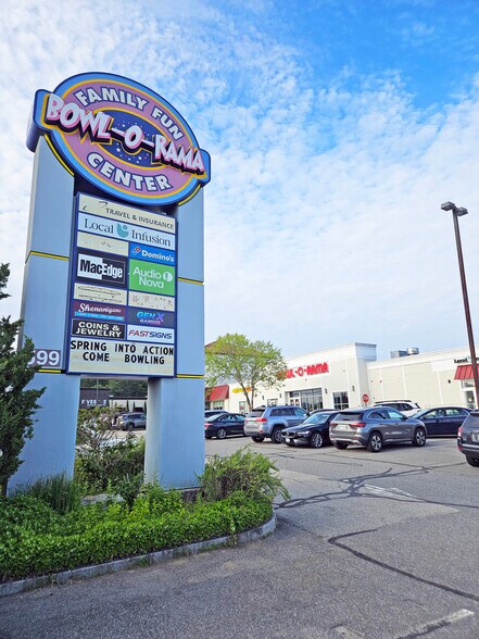 More Photos Of 599 Lafayette Rd, Portsmouth Bowling Alley For Lease