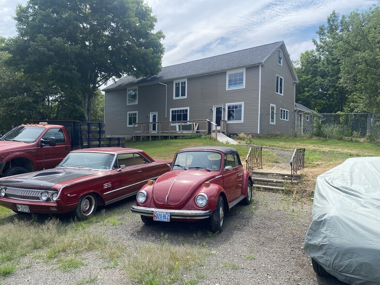 More Photos Of 17 Dodge Rd, Edgecomb Light Manufacturing For Sale