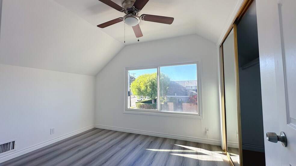 More Photos Of 3759 W 182nd St, Torrance Multifamily For Sale