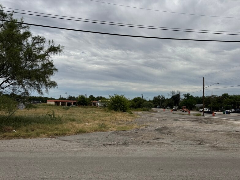 More Photos Of 602/622 Roland Ave, San Antonio Land For Sale