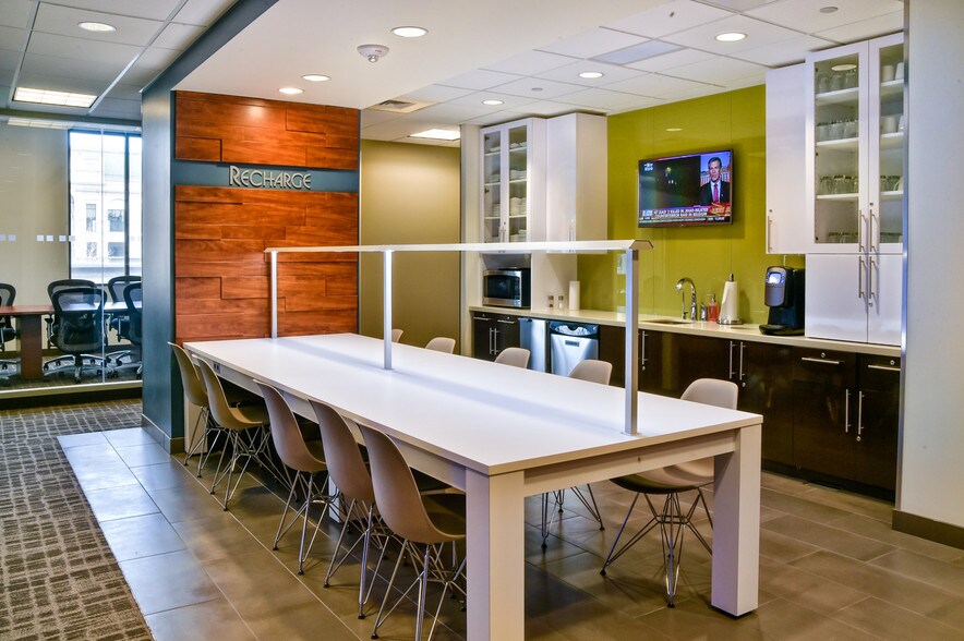 More Photos Of 3597 E Monarch Sky Ln, Meridian Coworking Space