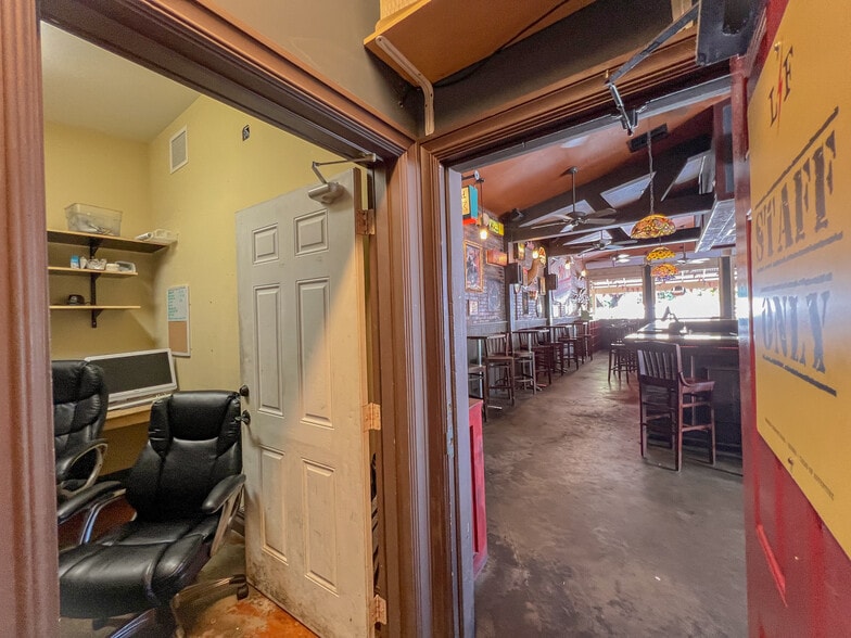More Photos Of 404 Southard St, Key West Restaurant For Sale