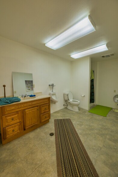 More Photos Of 9015 Cartage Rd, Missoula Specialty For Sale