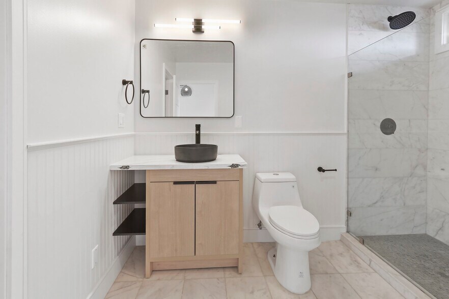 More Photos Of 27353 1/2 Pacific Coast Hwy, Malibu Apartments For Sale