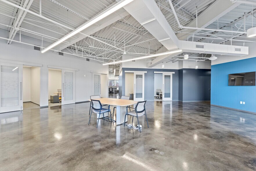 More Photos Of 5520 Capital Center Dr, Raleigh Office For Sale