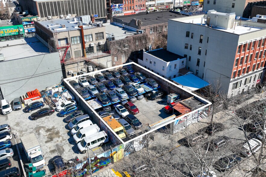 Primary Photo Of 311 E 148th St, Bronx Parking Lot For Sale