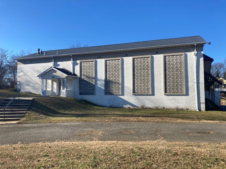 5701 Livingston Rd, Oxon Hill, MD 20745 Religious Facility For Sale