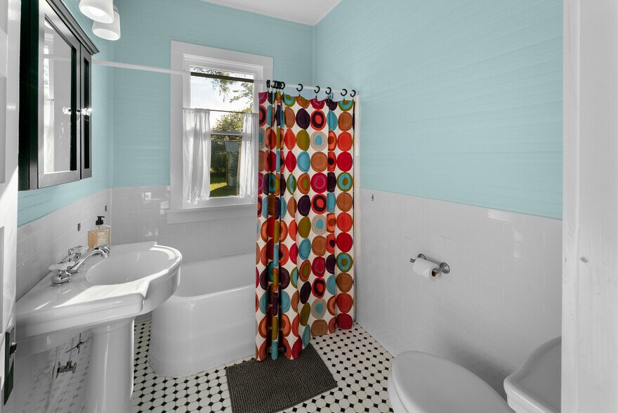 More Photos Of 1151 Harry Lindsay Rd, Guyton Specialty For Sale