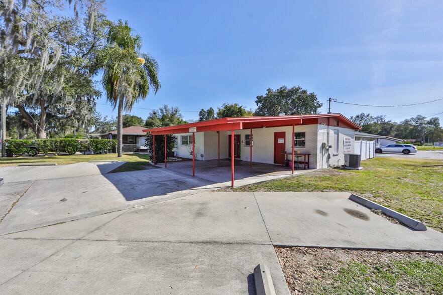 More Photos Of 101 Emily Ln, Brandon Office Residential For Lease