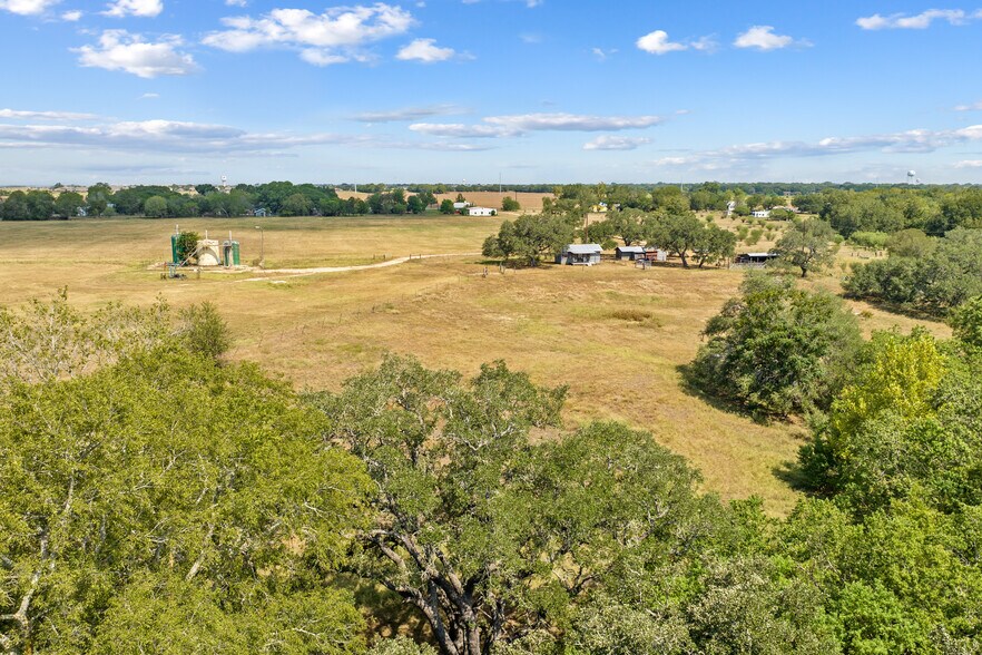 More Photos Of 1408 State Park Rd, Lockhart Land For Sale
