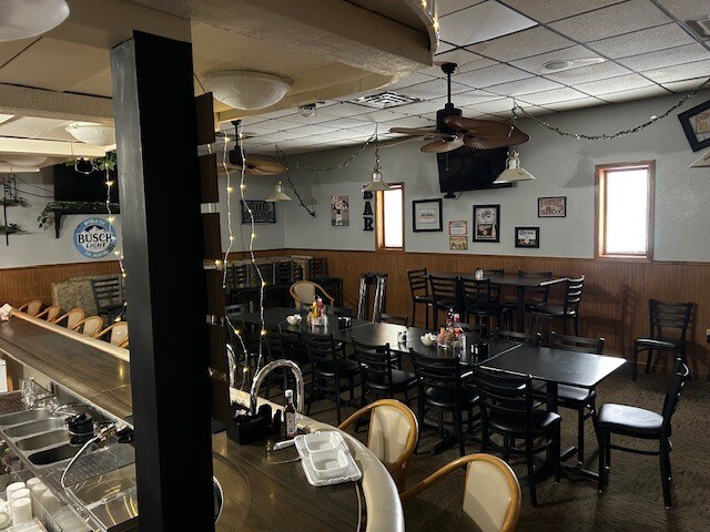 More Photos Of 122 S Union St, Bryan Restaurant For Sale