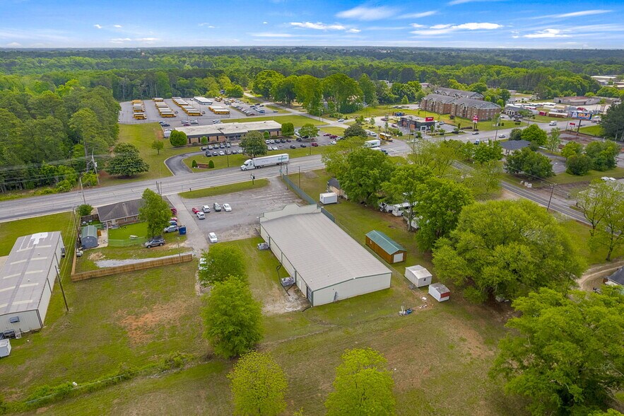 More Photos Of 405 Pearman Dairy Rd, Anderson Freestanding For Sale