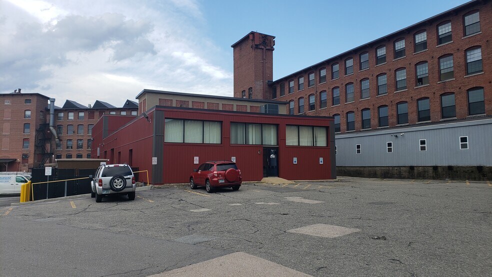 More Photos Of 51-55 Lake St, Nashua Light Manufacturing For Sale