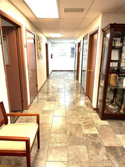 More Photos Of 940 S Winter Park Dr, Casselberry General Retail For Sale