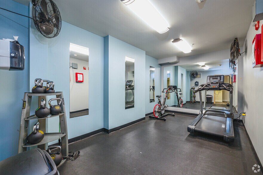 More Photos Of 123 NE 112th Ave, Bellevue Apartments For Lease