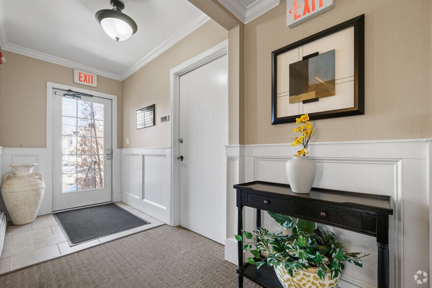 More Photos Of 31 Cherry St, Milford Office For Sale