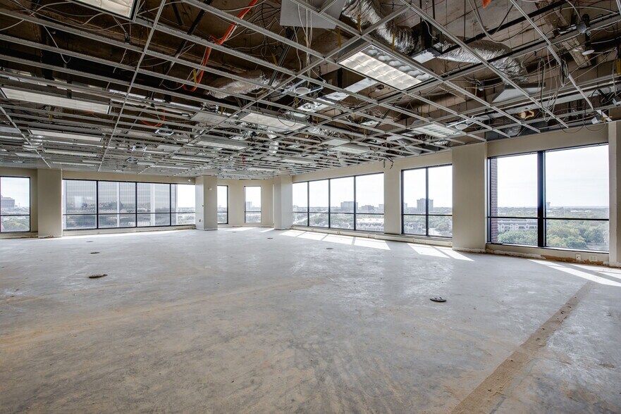 More Photos Of 14131 Midway Rd, Addison Office For Lease