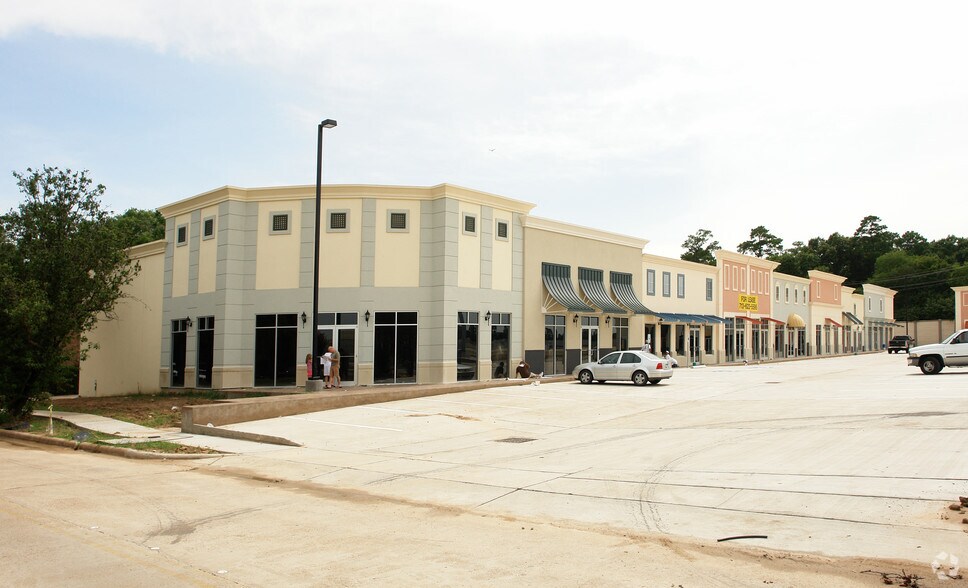 More Photos Of 7951 Katy Fwy, Houston Freestanding For Lease