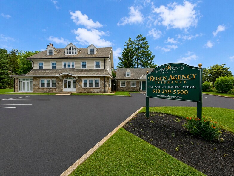 More Photos Of 678 Ferne Blvd, Drexel Hill Office For Sale