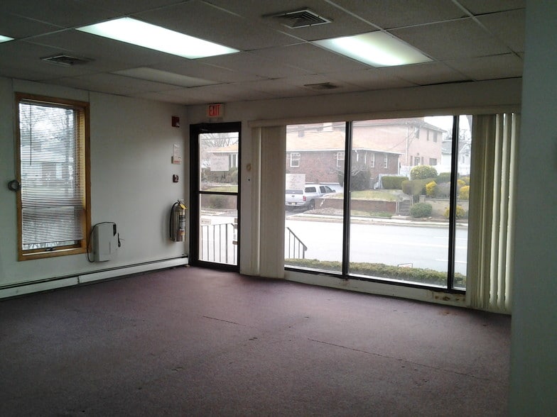 More Photos Of 1282 Palisade Ave, Fort Lee Office For Lease