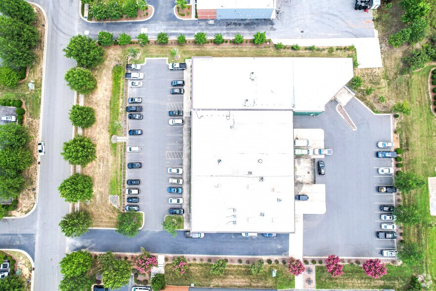 More Photos Of 2022 Van Buren Ave, Indian Trail Light Manufacturing For Lease