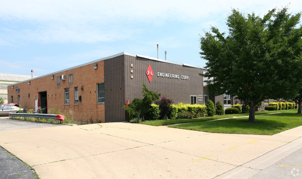 More Photos Of 6150 W Mulford St, Niles Warehouse For Sale