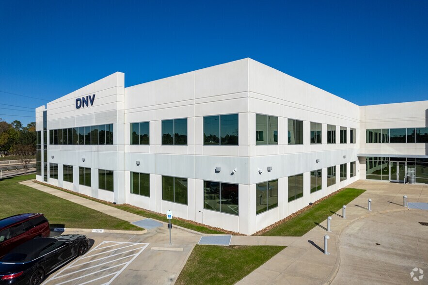 More Photos Of 1400 Ravello Rd, Katy Office For Sale