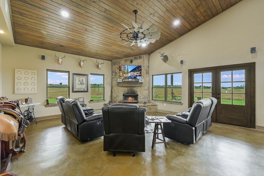 More Photos Of 14325 FM 619, Coupland Land For Sale