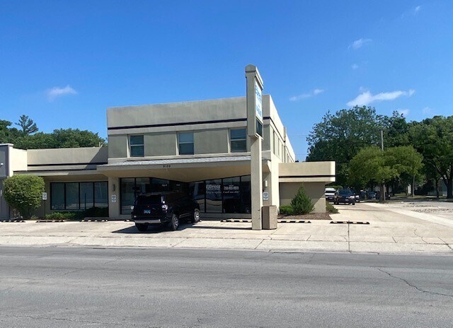 More Photos Of 9100 Ogden Ave, Brookfield Office For Sale