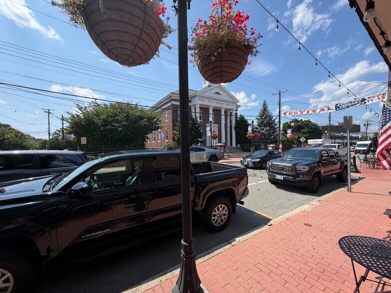 More Photos Of 2003 Smith St, North Providence Storefront For Lease