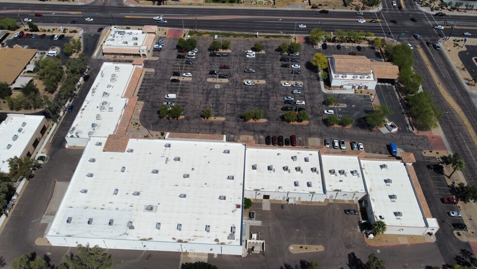 More Photos Of 2901-2957 W Bell Rd, Phoenix Unknown For Lease