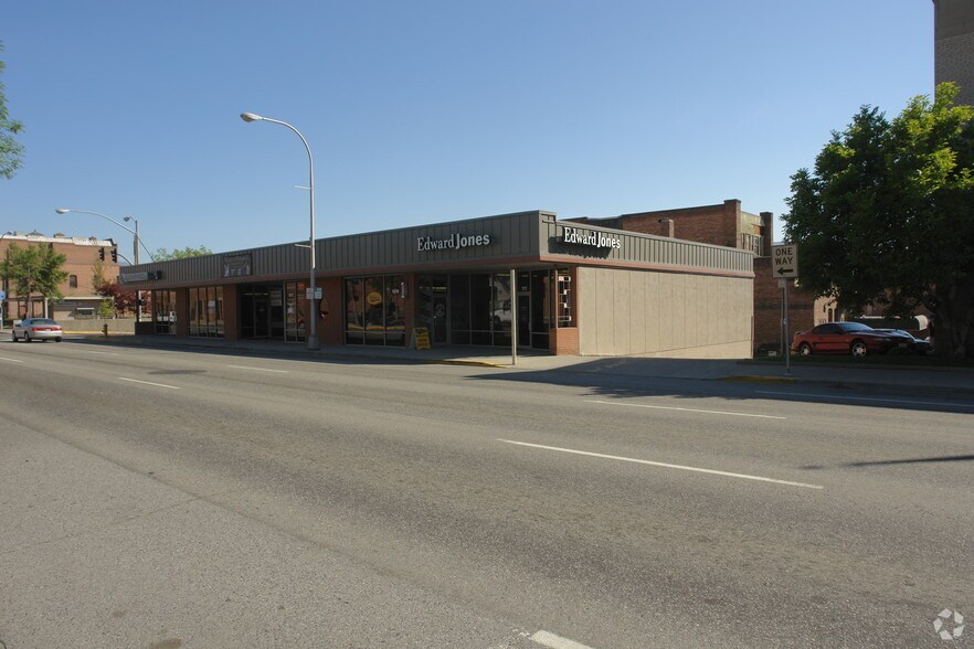 More Photos Of 101-111 S Mission Ave, Wenatchee Office For Lease