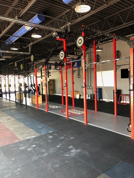 More Photos Of 802-812 N Easton Rd, Doylestown Storefront For Sale