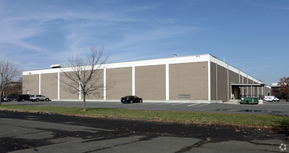 More Photos Of 239 Old New Brunswick Rd, Piscataway Warehouse For Lease