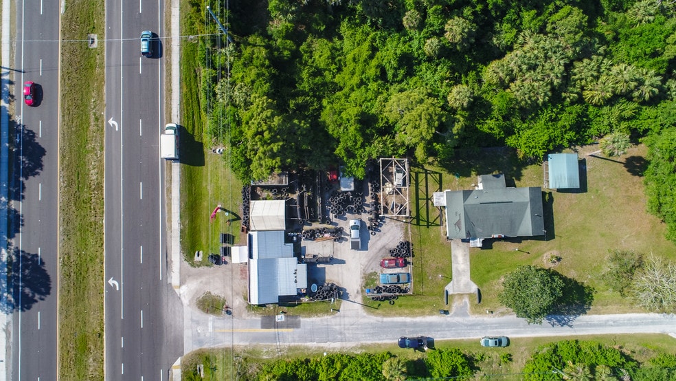 More Photos Of 6115 Adams St, Gibsonton Auto Repair For Sale