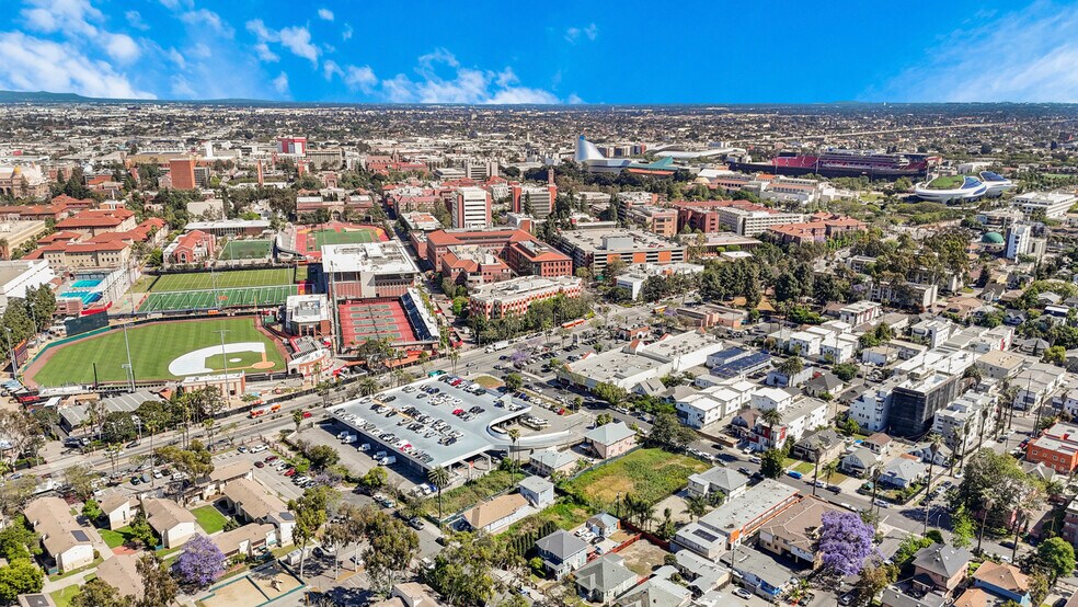 More Photos Of 1146 W 35th St, Los Angeles Land For Sale