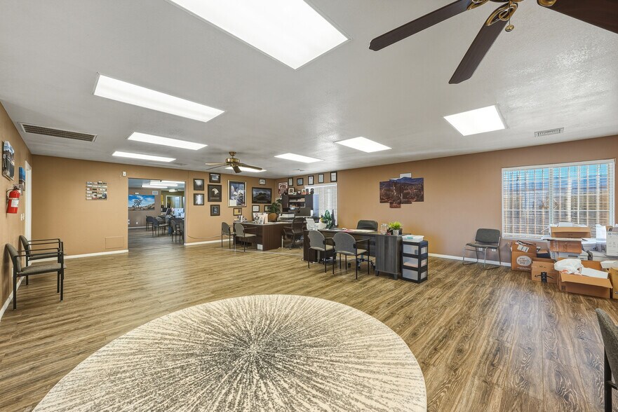 More Photos Of 1941 NV-160, Pahrump Office For Sale