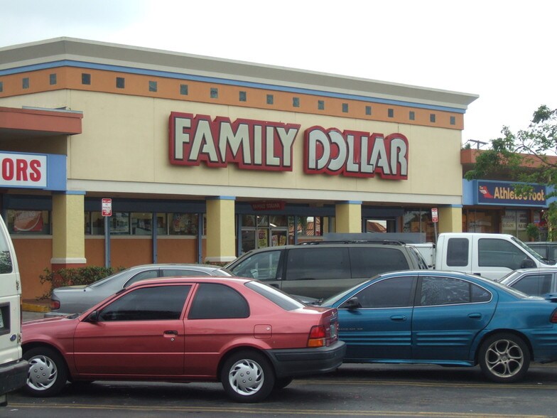 More Photos Of 4500-4698 NW 183rd St, Miami Gardens Storefront For Lease