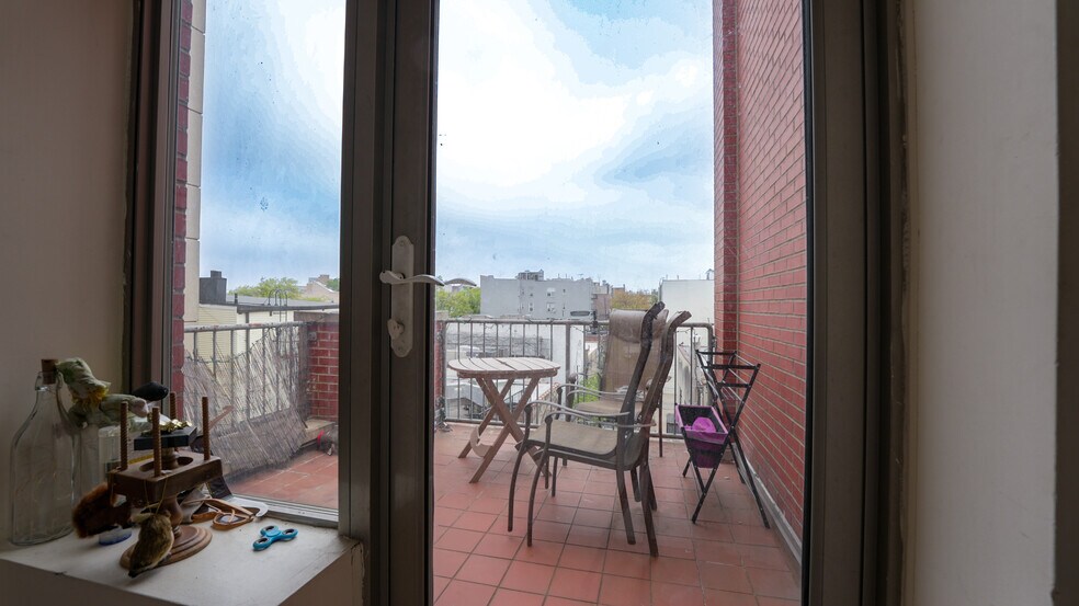 More Photos Of 40-13 Broadway, Astoria Apartments For Sale