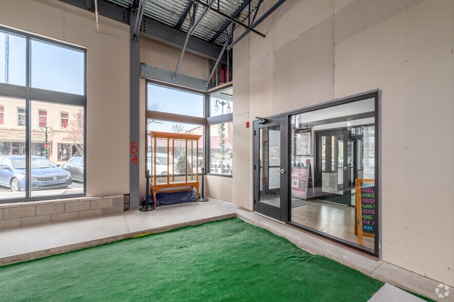 More Photos Of 156 Columbus Ave, Sandusky Office For Lease