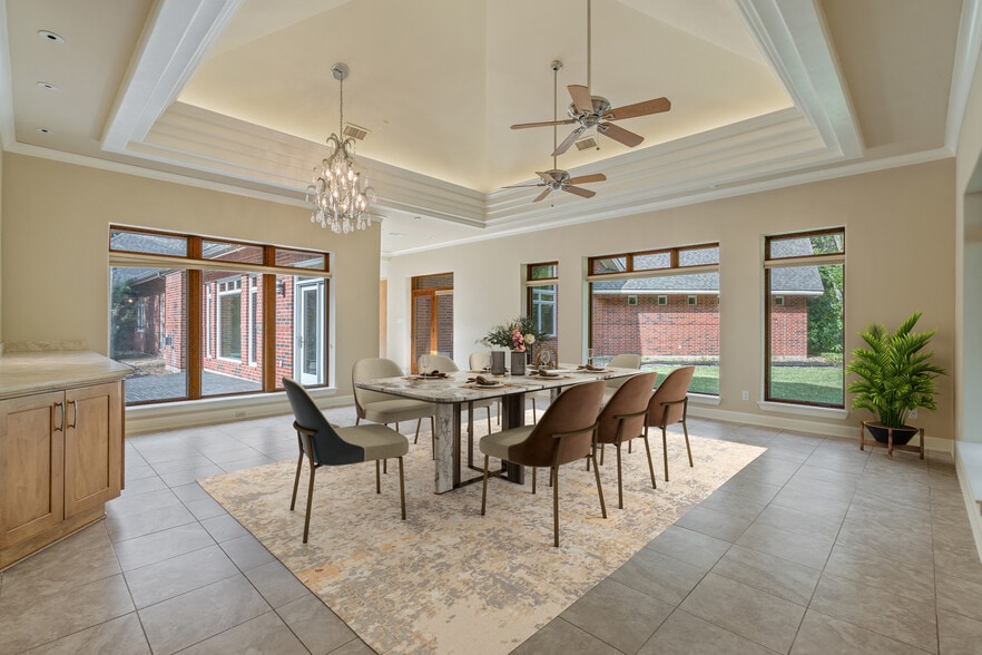 More Photos Of 16621 Hereford Dr, Tomball Flex For Sale