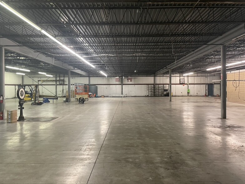 Primary Photo Of 75 Tripps Ln, Riverside Warehouse For Lease