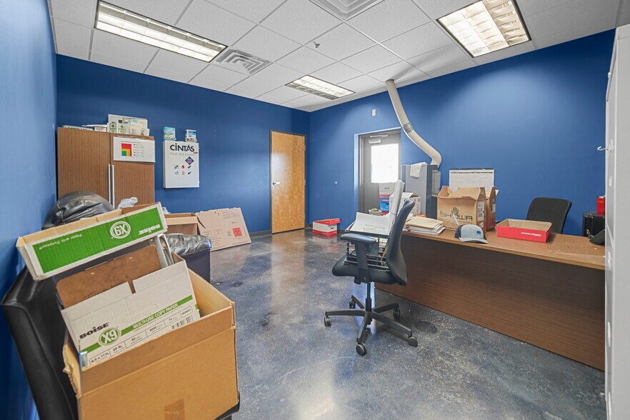 More Photos Of 1930 Hormel Dr, San Antonio Industrial For Sale