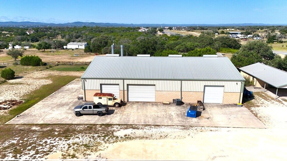 More Photos Of 3848 State Highway 16 S, Bandera Warehouse For Sale