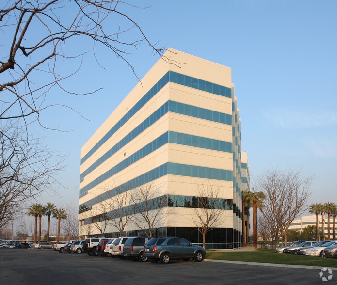 More Photos Of 1200 Discovery Dr, Bakersfield Office For Lease