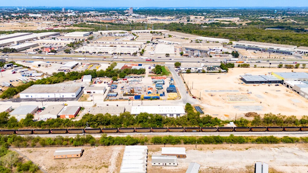 More Photos Of 3534-3542 Copeland Dr, San Antonio Light Manufacturing For Lease