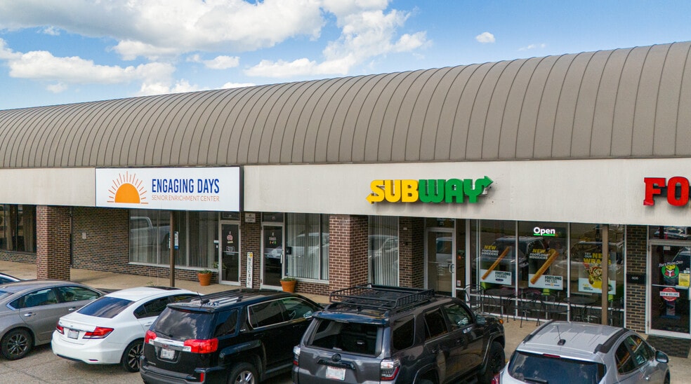 More Photos Of 602-606 Taywood Rd, Englewood Unknown For Lease