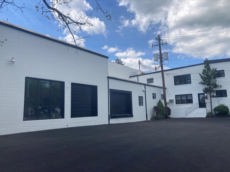 More Photos Of 220 N Main St, Sellersville Manufacturing For Lease