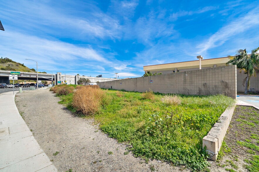 More Photos Of 524 E Avenida Pico, San Clemente Land For Sale